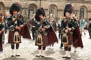 depositphotos_36680829-stock-photo-scottish-pipers-at-the-parade